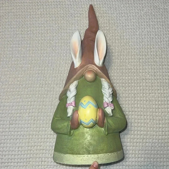 Easter Girl Ceramic Gnome - Picture 1 of 2